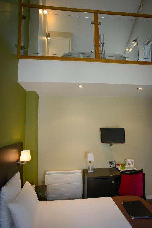 Hotel Logis Restaurant L'auberge Normande 2*